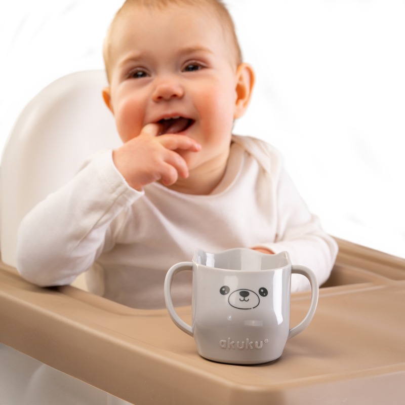 Cana-antrenament-cu-manere-pentru-copii-Akuku-BabyMug-Grey-Bearcapacitate-150mlmateriale-sigure-fara-BPAmargine-tesita-ce-permite-bautul-fara-a-inclina-capul-pe-spatecomptibil-masina-de-vase-423812-1 Cana-antrenament-cu-manere-pentru-copii-Akuku-BabyMug-Grey-Bearcapacitate-150mlmateriale-sigure-fara-BPAmargine-tesita-ce-permite-bautul-fara-a-inclina-capul-pe-spatecomptibil-masina-de-vase-423812-5